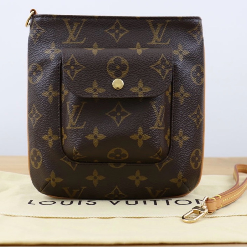 Louis Vuitton Partition Wristlet/Clutch